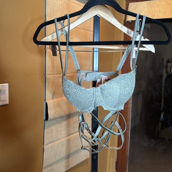 NWT PINK Victoria’s Secret THE DATE WRAP PUSH-UP Bra Lace Green Size 34D - Picture 6 of 14